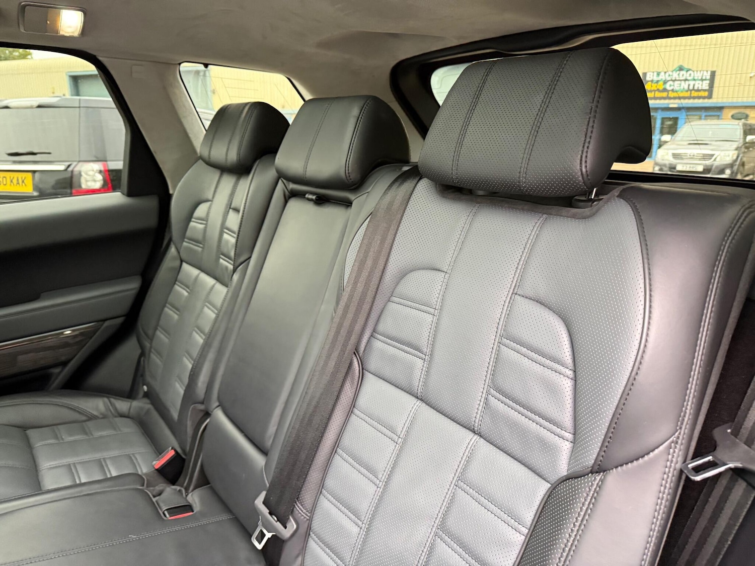 Used Land Rover Range Rover Sport 2016 for sale - 76398077: Photo 35