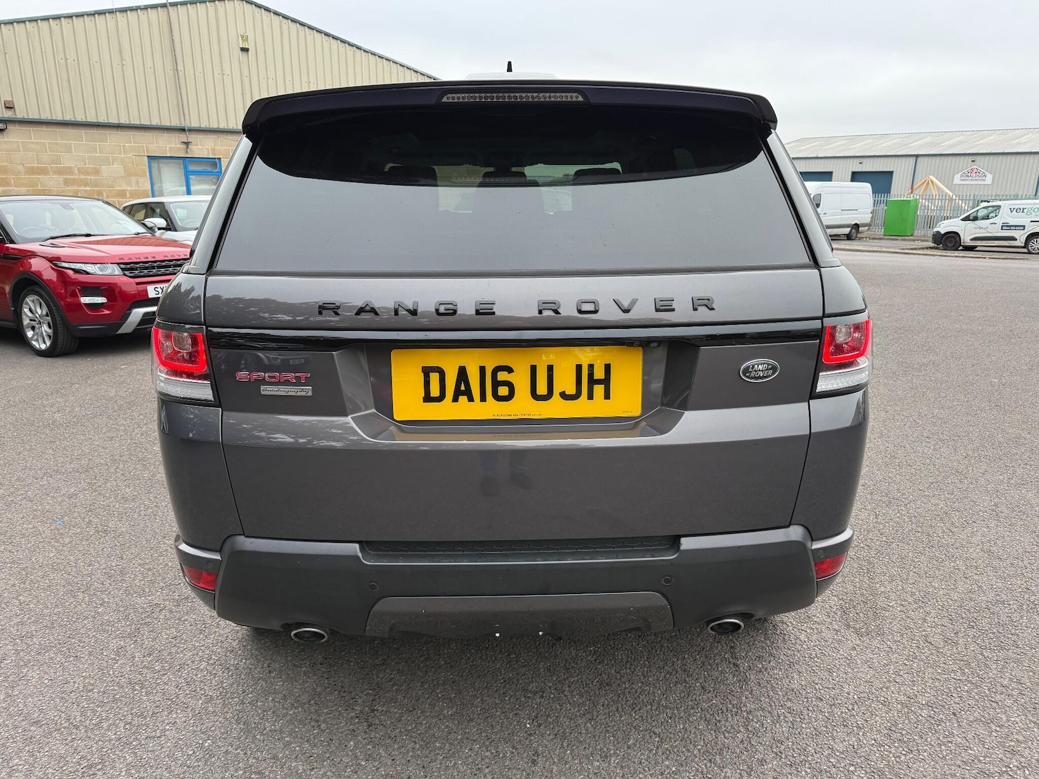 Used Land Rover Range Rover Sport 2016 for sale - 76398077: Photo 4