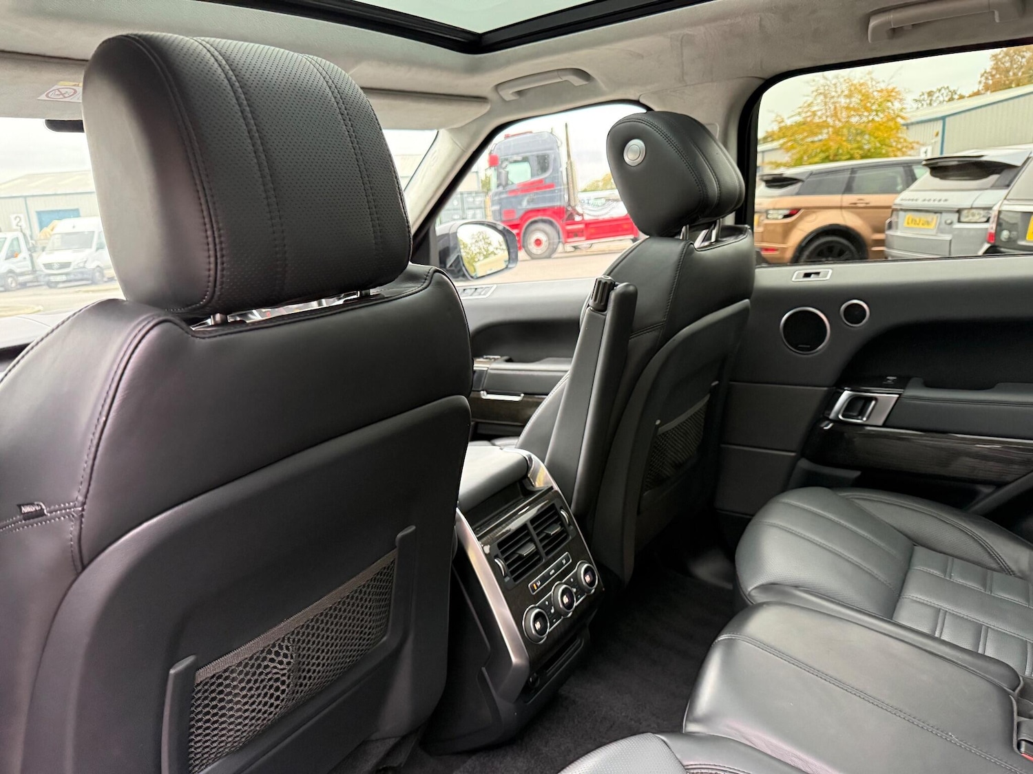 Used Land Rover Range Rover Sport 2016 for sale - 76398077: Photo 40