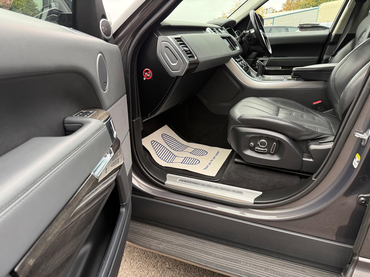 Used Land Rover Range Rover Sport 2016 for sale - 76398077: Photo 43