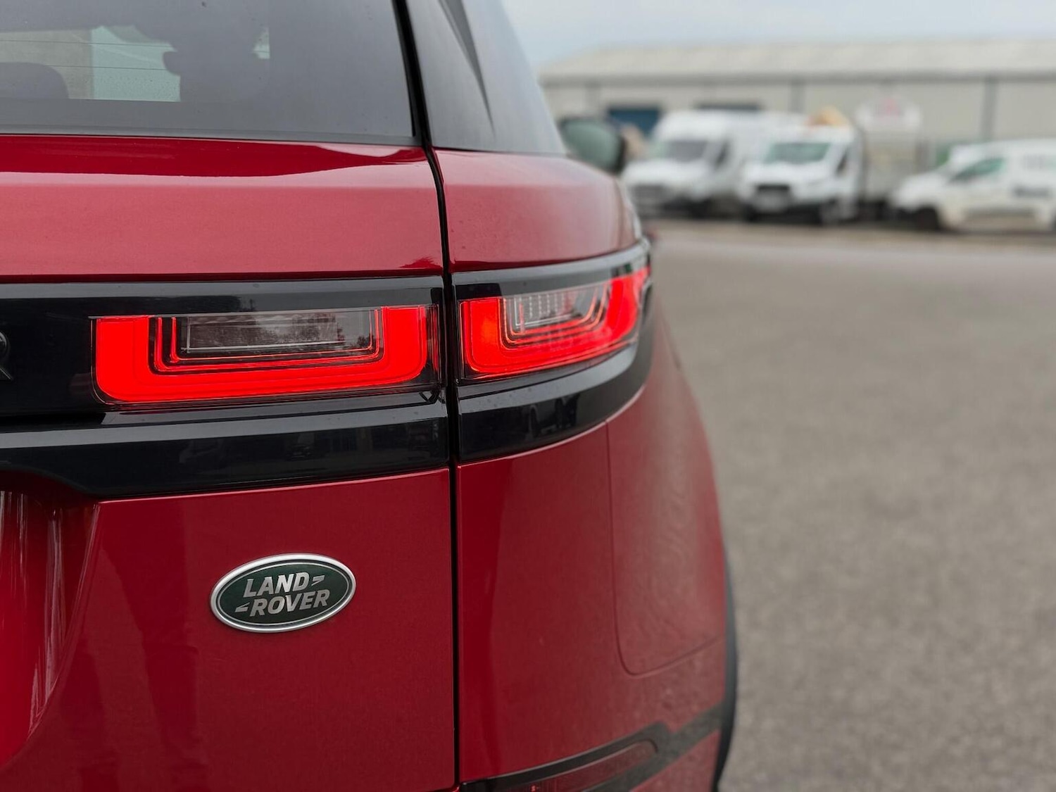 Used Land Rover Range Rover Velar 2018 for sale - 77147944: Photo 12