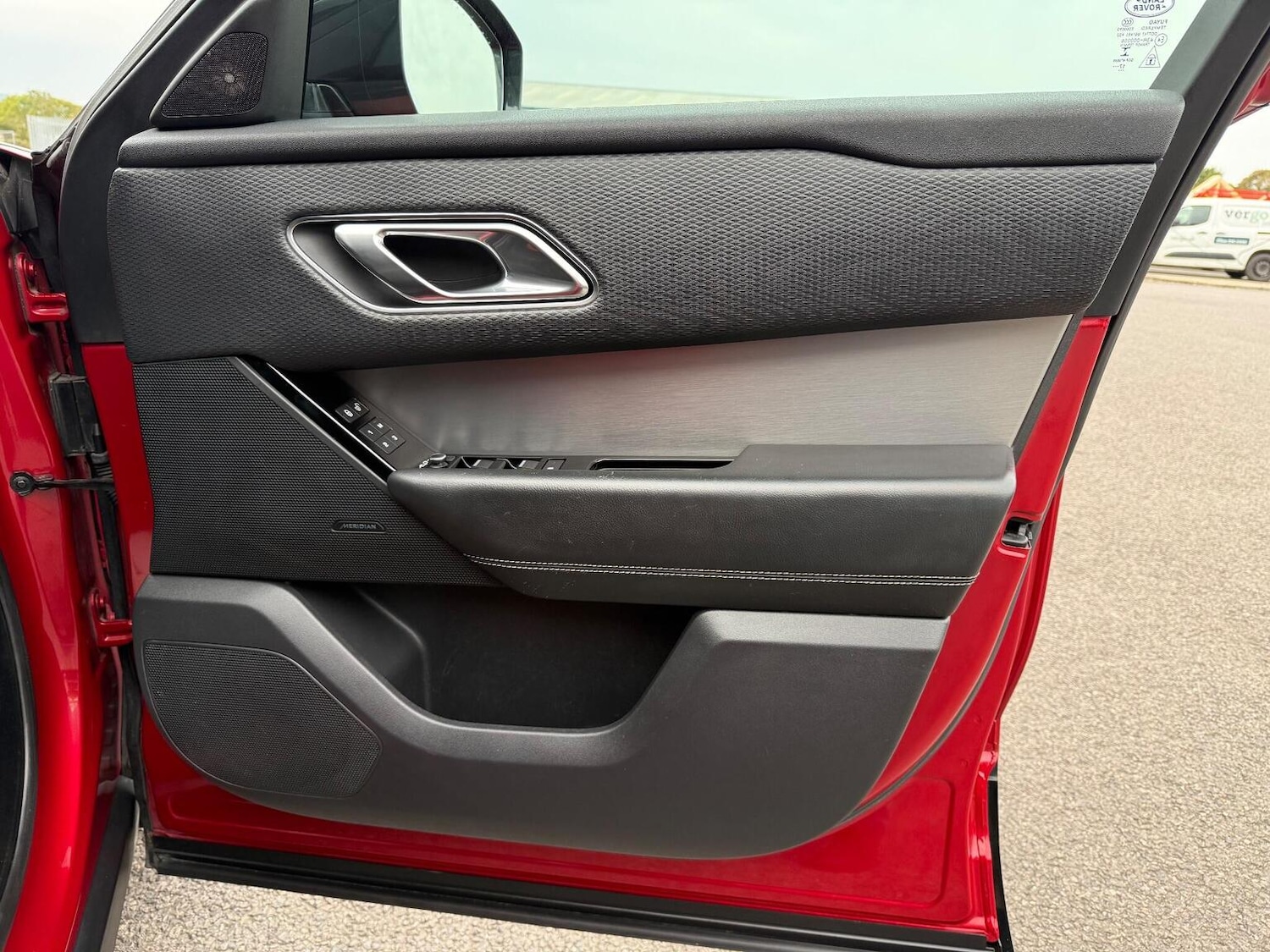 Used Land Rover Range Rover Velar 2018 for sale - 77147944: Photo 21