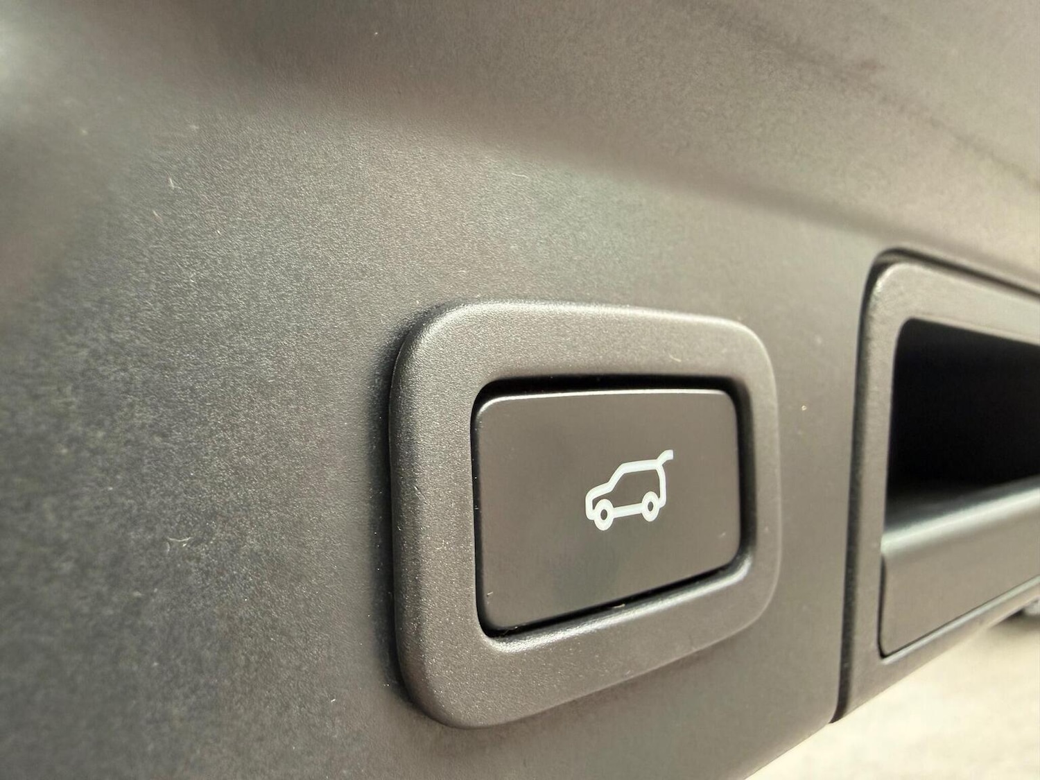 Used Land Rover Range Rover Velar 2018 for sale - 77147944: Photo 33