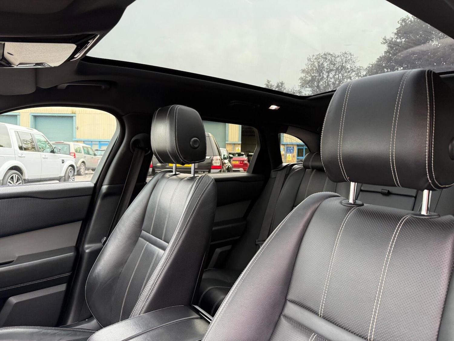 Used Land Rover Range Rover Velar 2018 for sale - 77147944: Photo 42