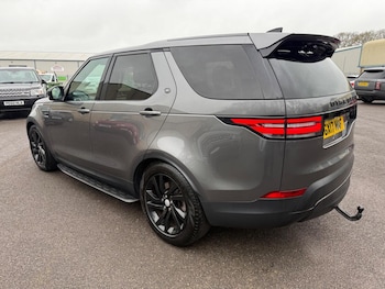 Used Land Rover Discovery 2017 for sale - 77681851: Photo