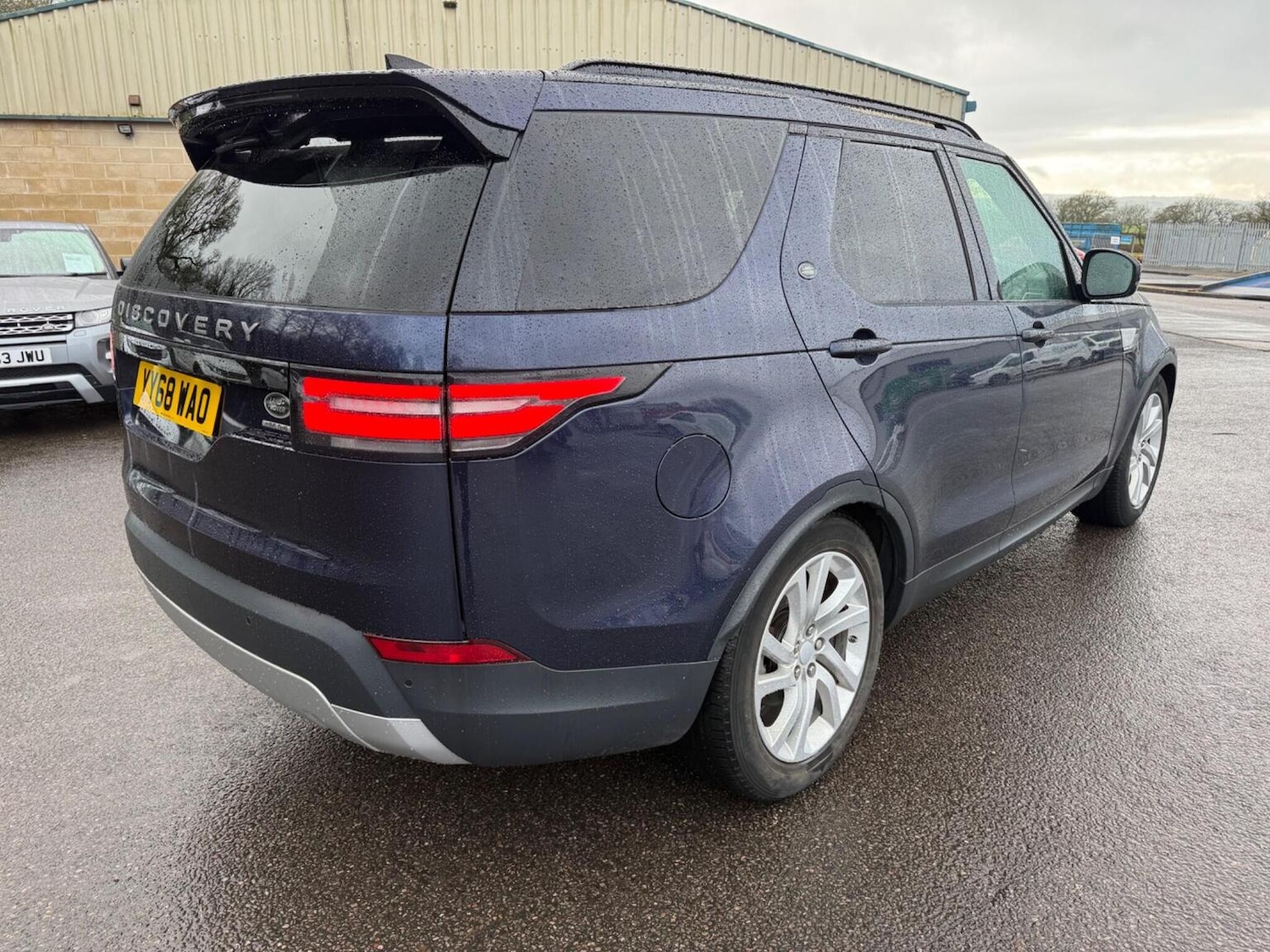 Used Land Rover Discovery 2018 for sale - 77385268: Photo 10