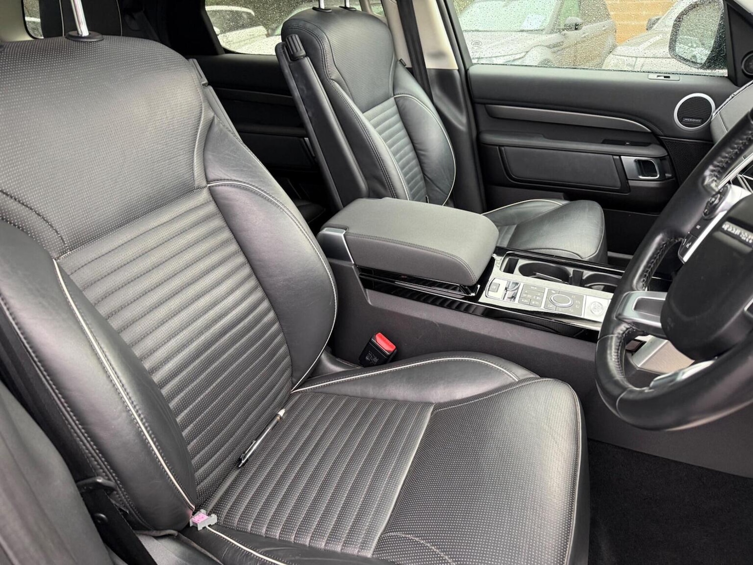 Used Land Rover Discovery 2018 for sale - 77385268: Photo 14