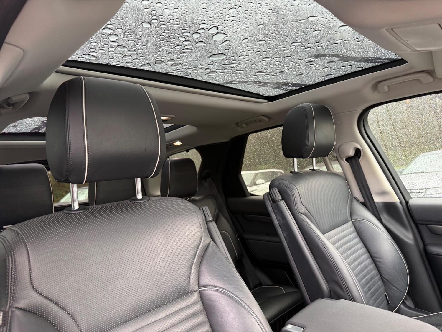 Used Land Rover Discovery 2018 for sale - 77385268: Photo 16