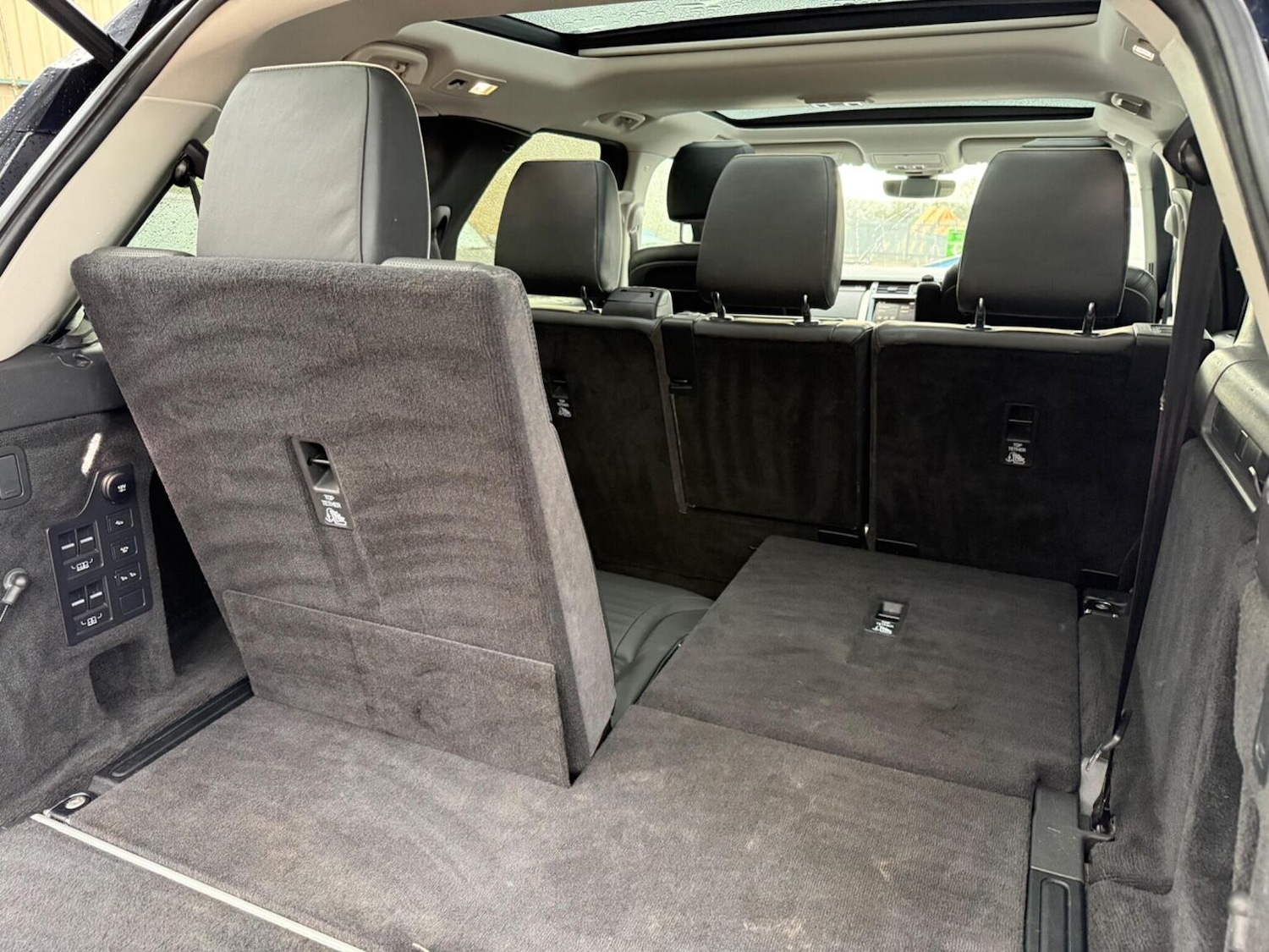 Used Land Rover Discovery 2018 for sale - 77385268: Photo 23