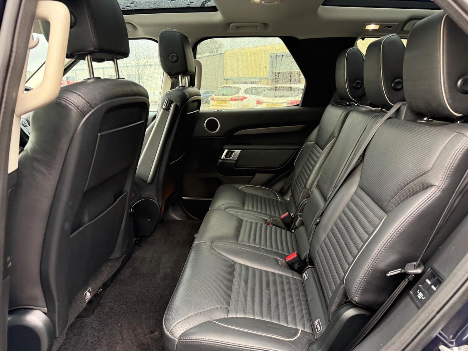 Used Land Rover Discovery 2018 for sale - 77385268: Photo 24