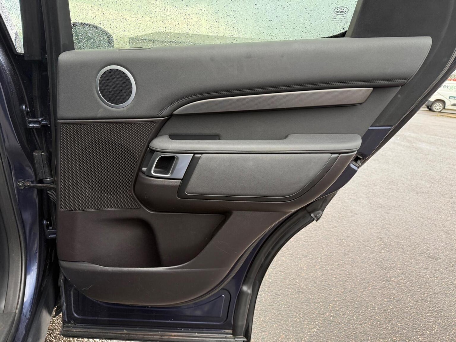 Used Land Rover Discovery 2018 for sale - 77385268: Photo 33