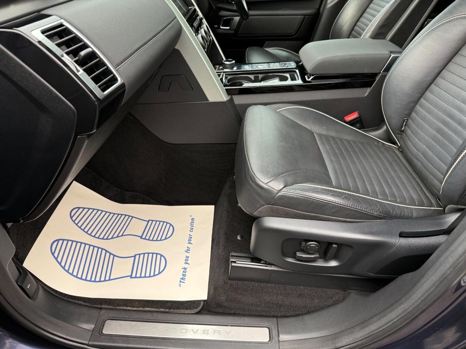 Used Land Rover Discovery 2018 for sale - 77385268: Photo 50