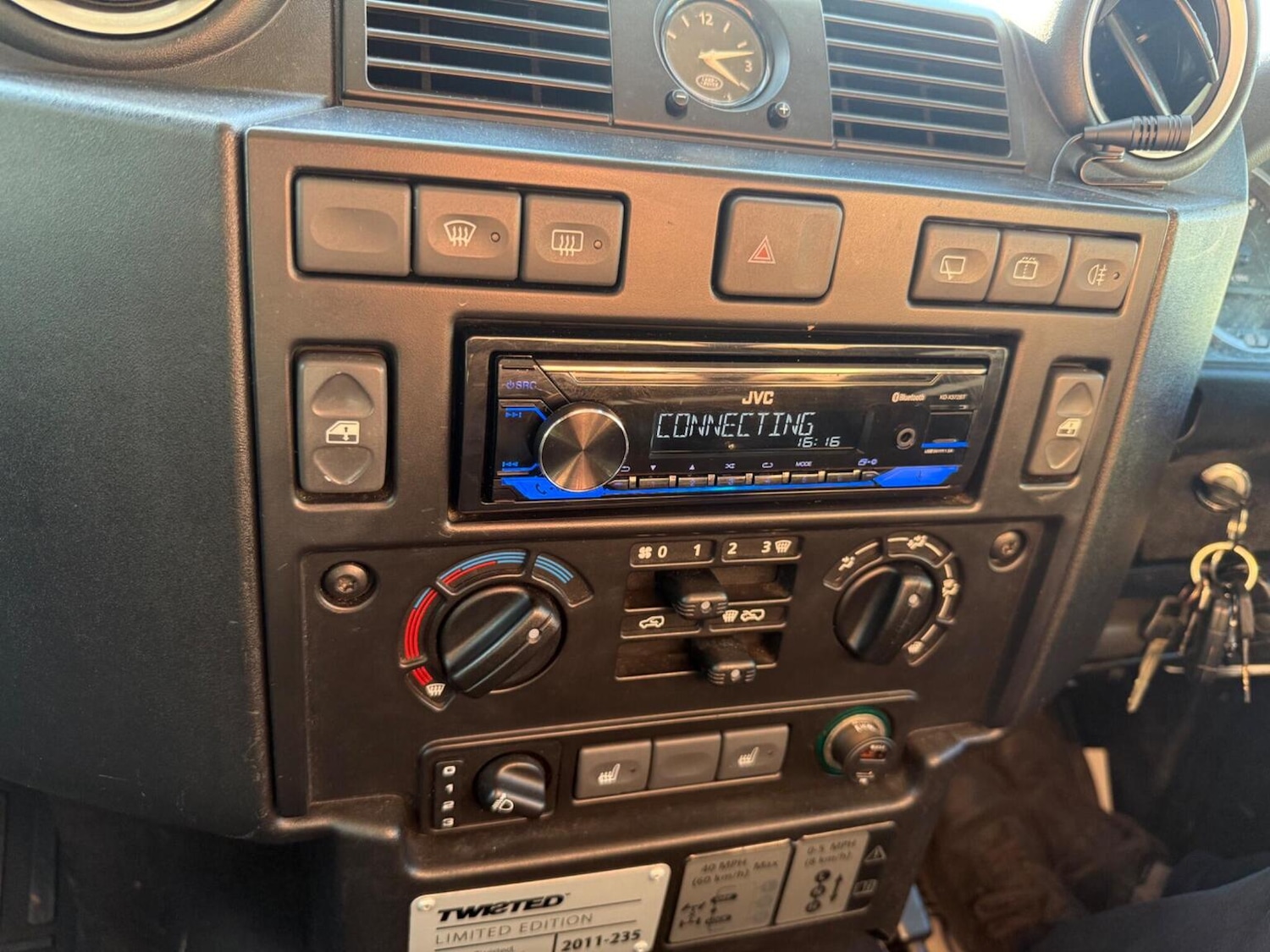 Used Land Rover Defender 2007 for sale - 78168957: Photo 15