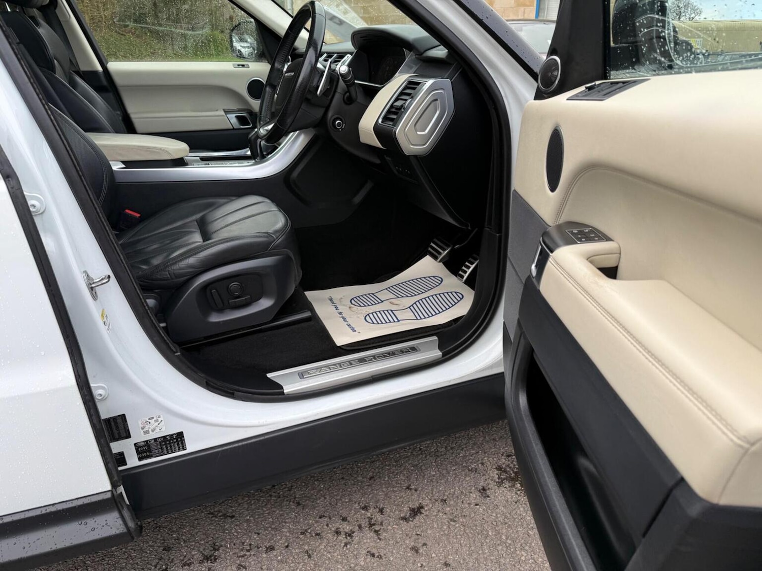 Used Land Rover Range Rover Sport 2017 for sale - 77342601: Photo 38