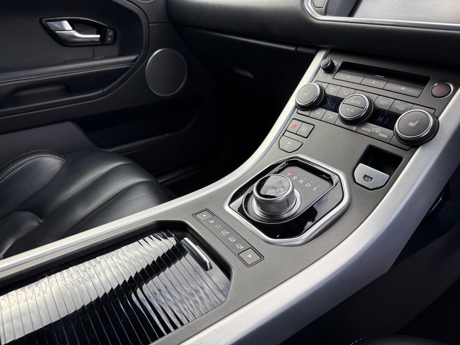 Used Land Rover Range Rover Evoque 2012 for sale - 77938018: Photo 11