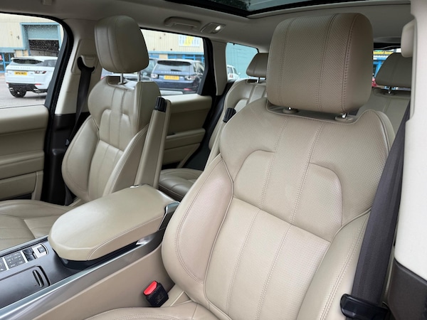 Used Land Rover Range Rover Sport 2016 for sale - 75414873: Photo 41