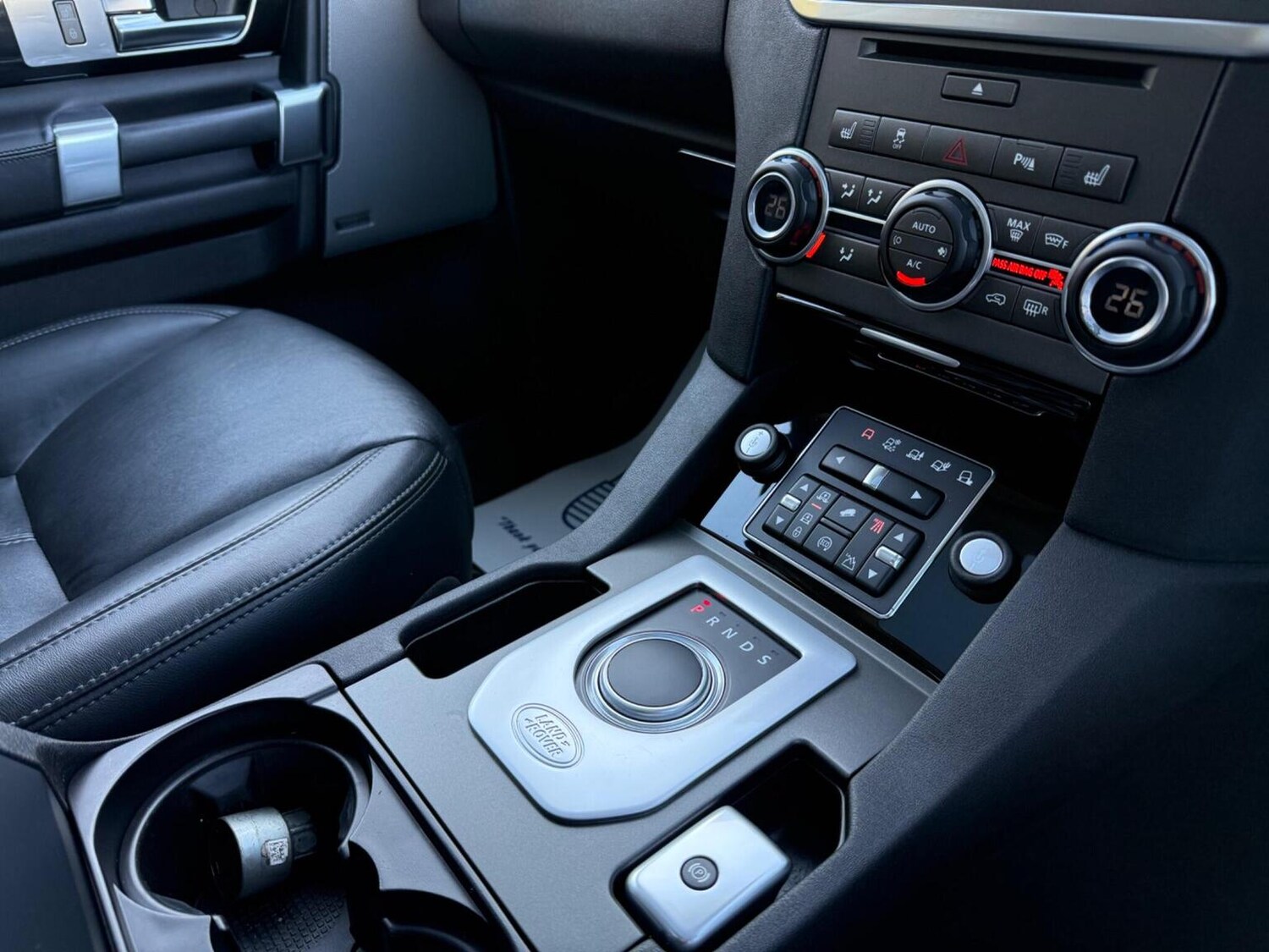 Used Land Rover Discovery 2016 for sale - 78182800: Photo 13