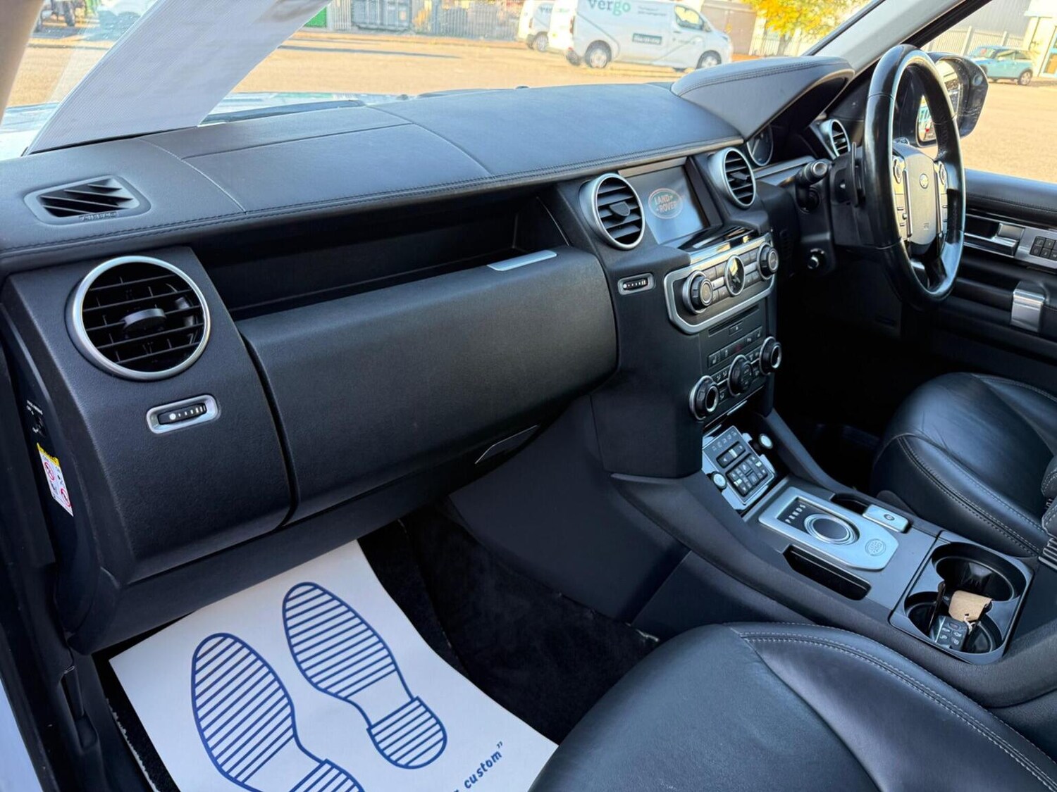 Used Land Rover Discovery 2016 for sale - 78182800: Photo 14