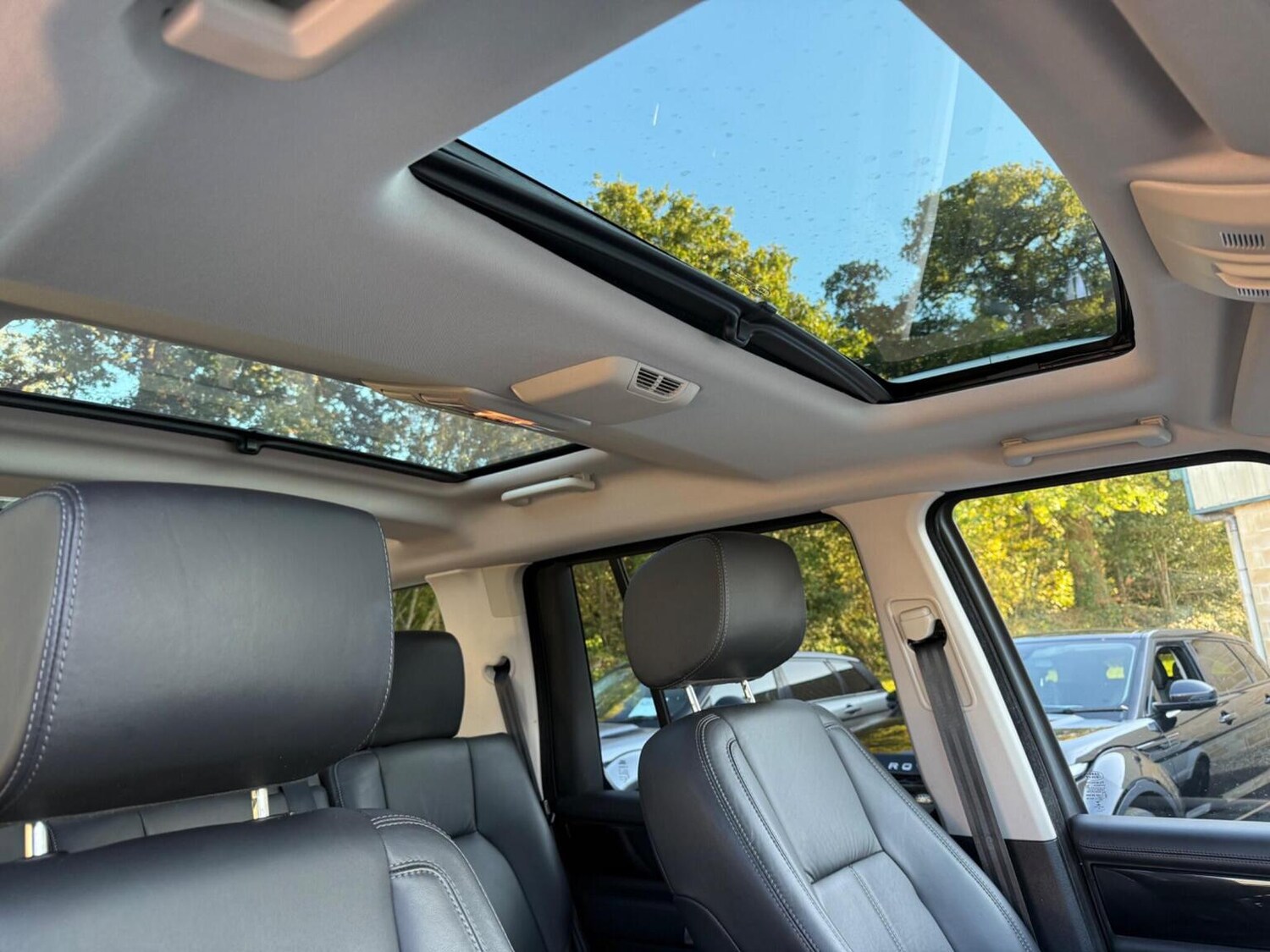 Used Land Rover Discovery 2016 for sale - 78182800: Photo 20