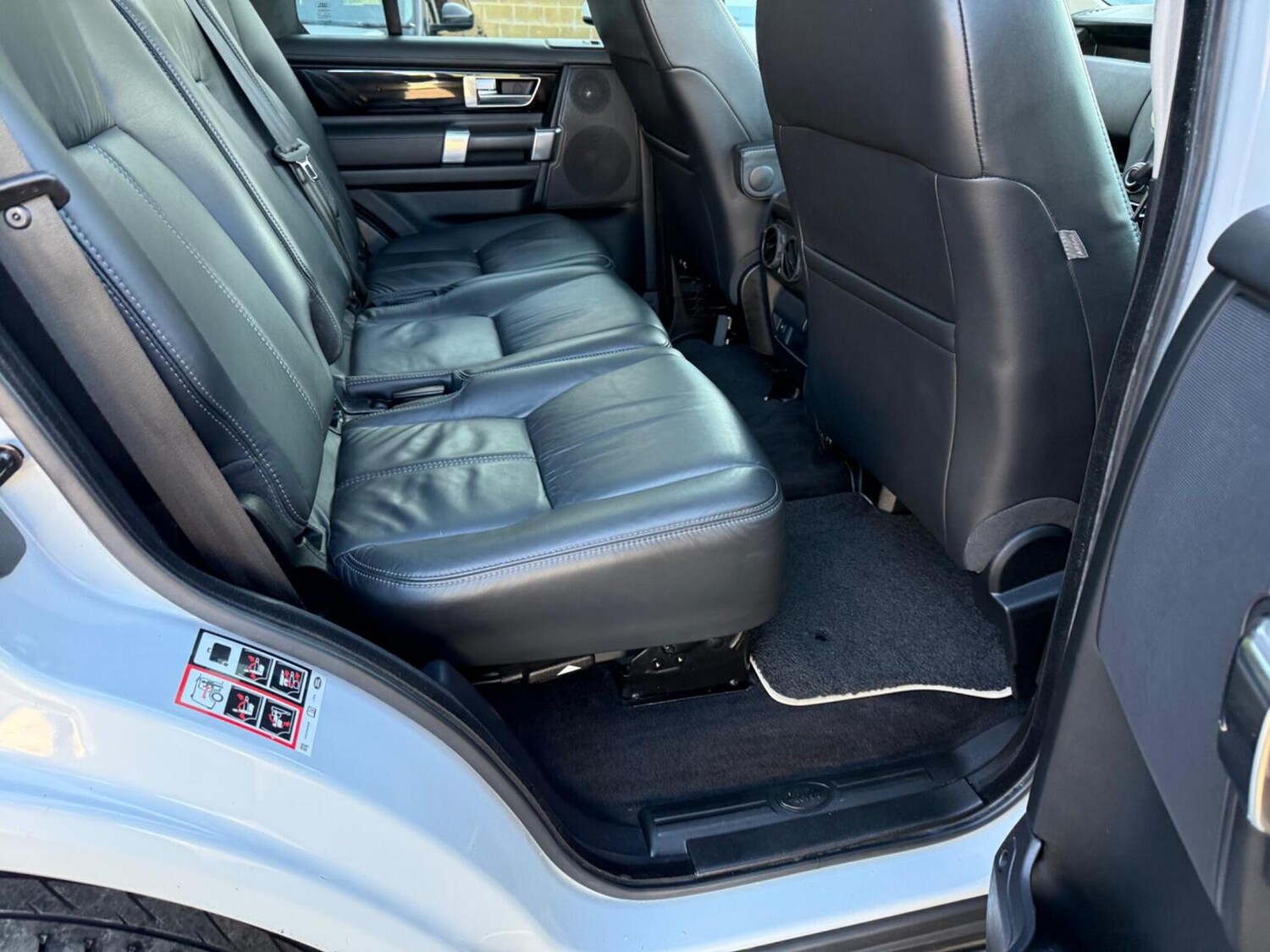 Used Land Rover Discovery 2016 for sale - 78182800: Photo 23