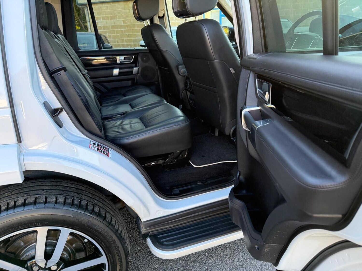 Used Land Rover Discovery 2016 for sale - 78182800: Photo 24