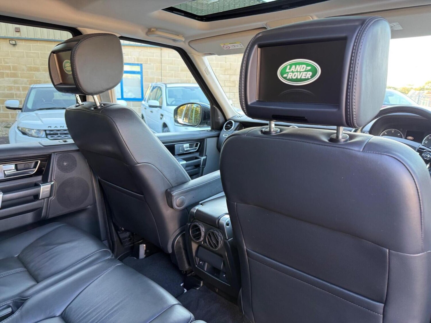 Used Land Rover Discovery 2016 for sale - 78182800: Photo 25