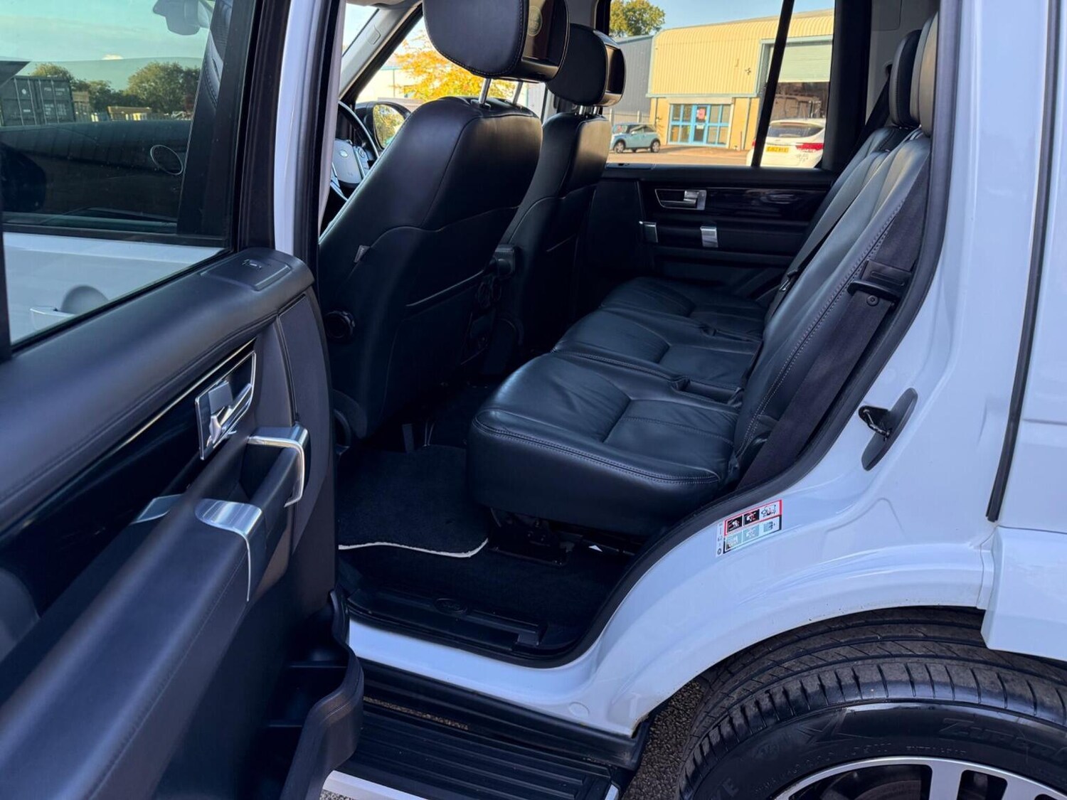 Used Land Rover Discovery 2016 for sale - 78182800: Photo 28