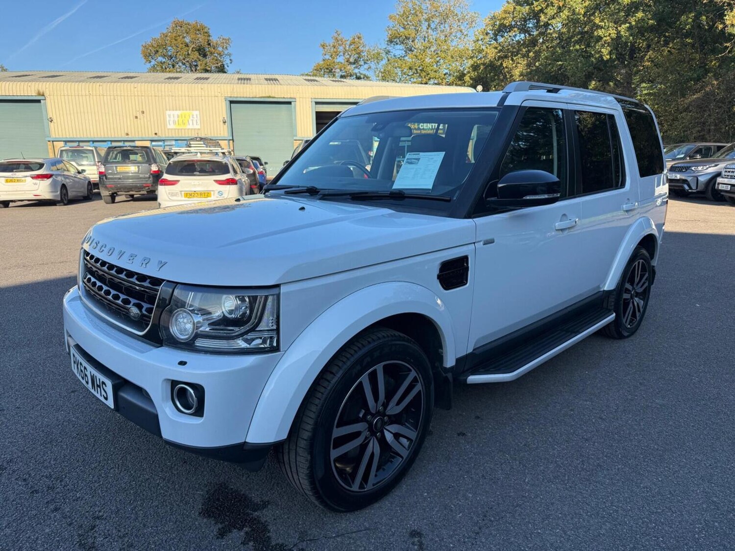 Used Land Rover Discovery 2016 for sale - 78182800: Photo 3