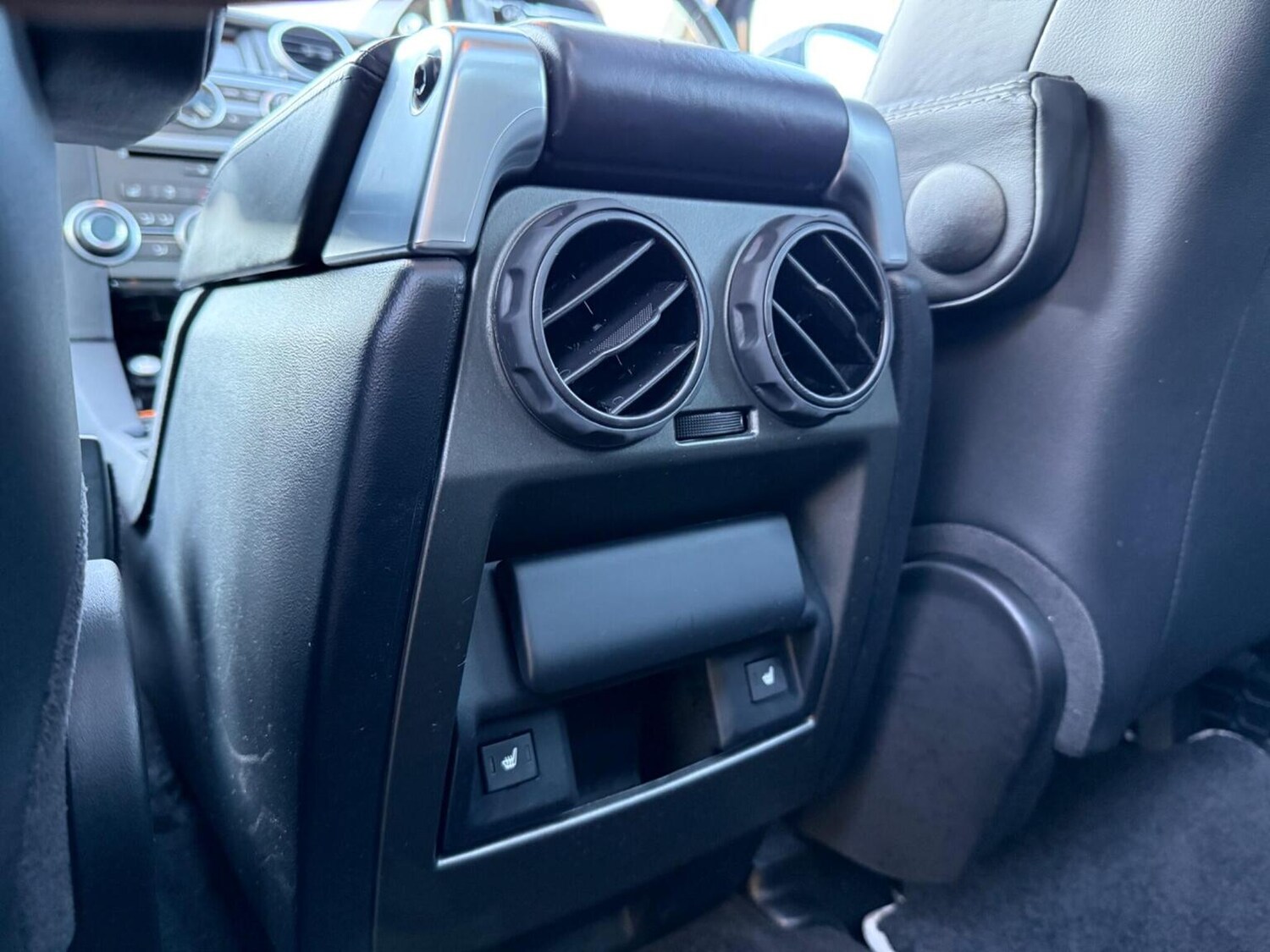 Used Land Rover Discovery 2016 for sale - 78182800: Photo 32