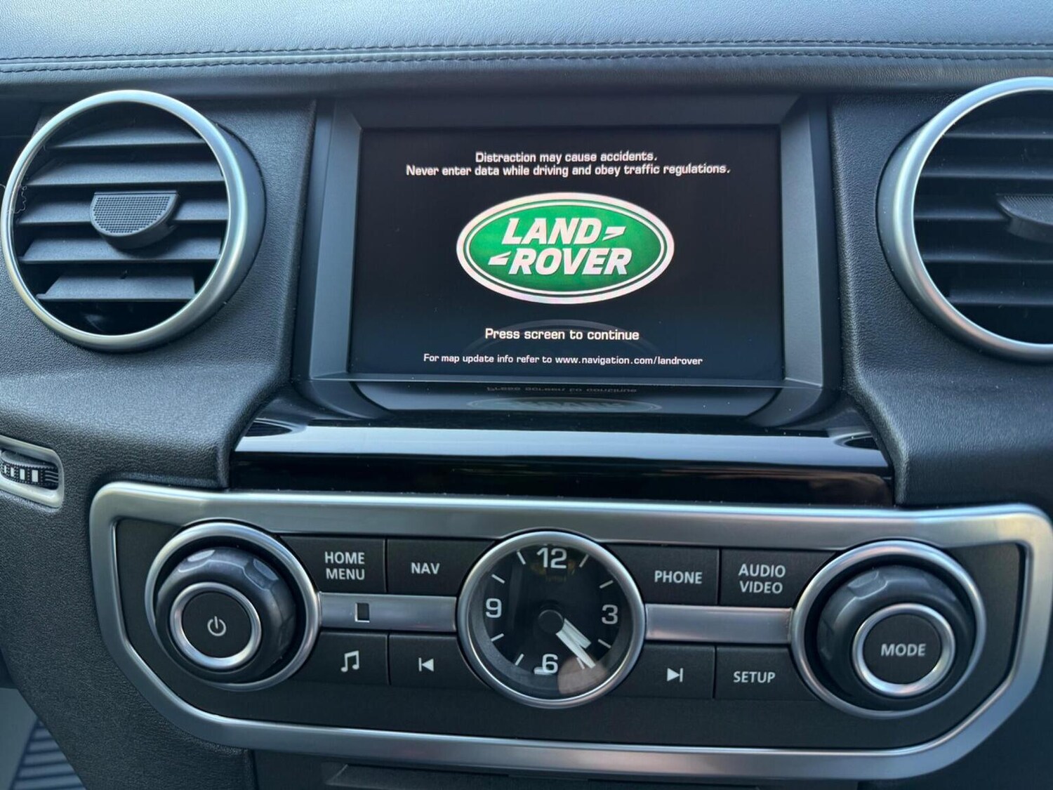 Used Land Rover Discovery 2016 for sale - 78182800: Photo 42