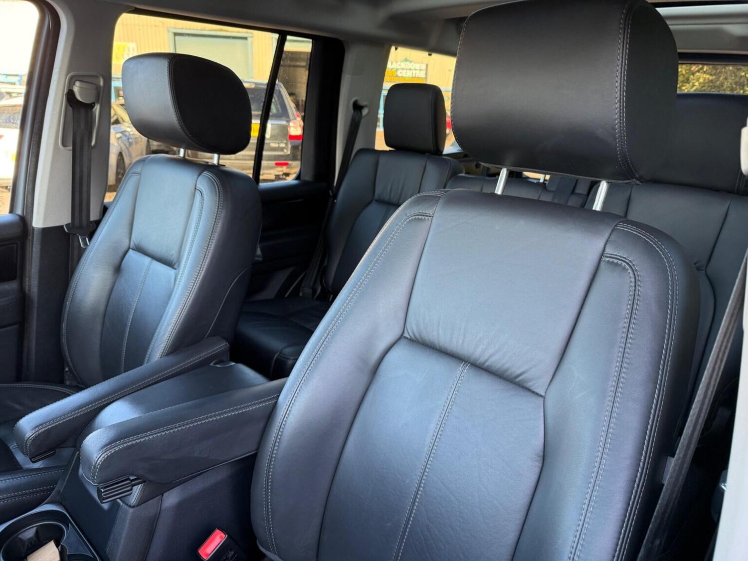 Used Land Rover Discovery 2016 for sale - 78182800: Photo 52