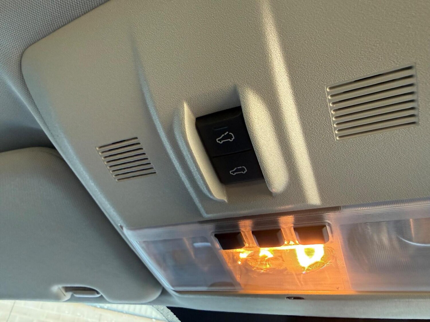 Used Land Rover Discovery 2016 for sale - 78182800: Photo 64