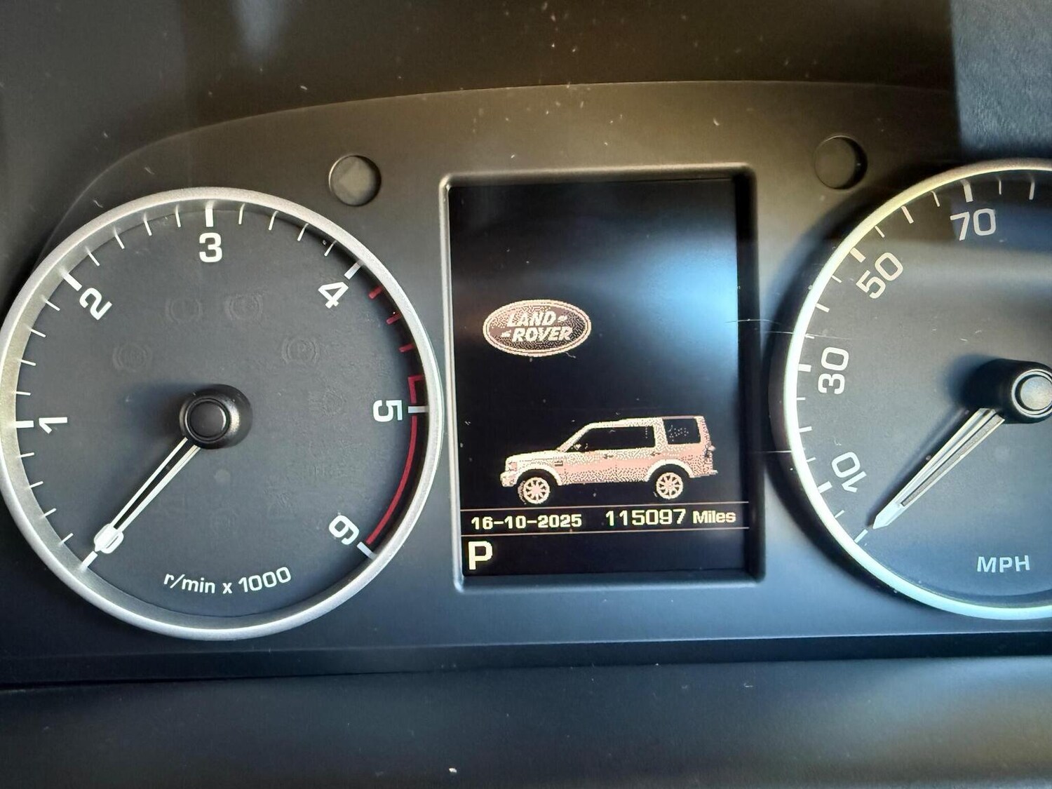 Used Land Rover Discovery 2016 for sale - 78182800: Photo 65