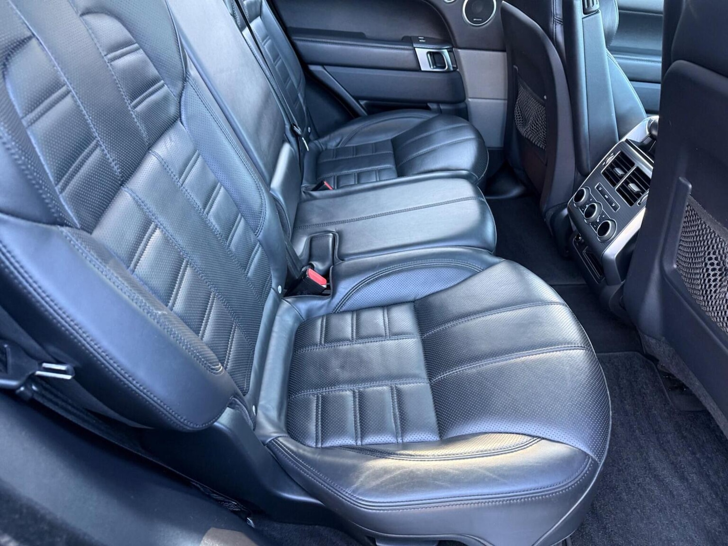 Used Land Rover Range Rover Sport 2017 for sale - 77147947: Photo 18