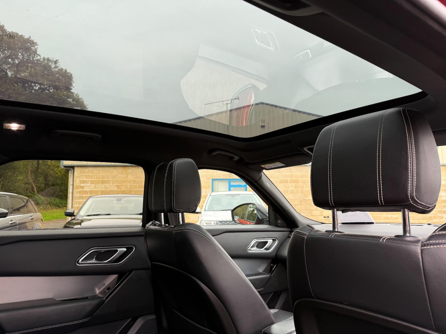 Used Land Rover Range Rover Velar 2018 for sale - 76996756: Photo 27