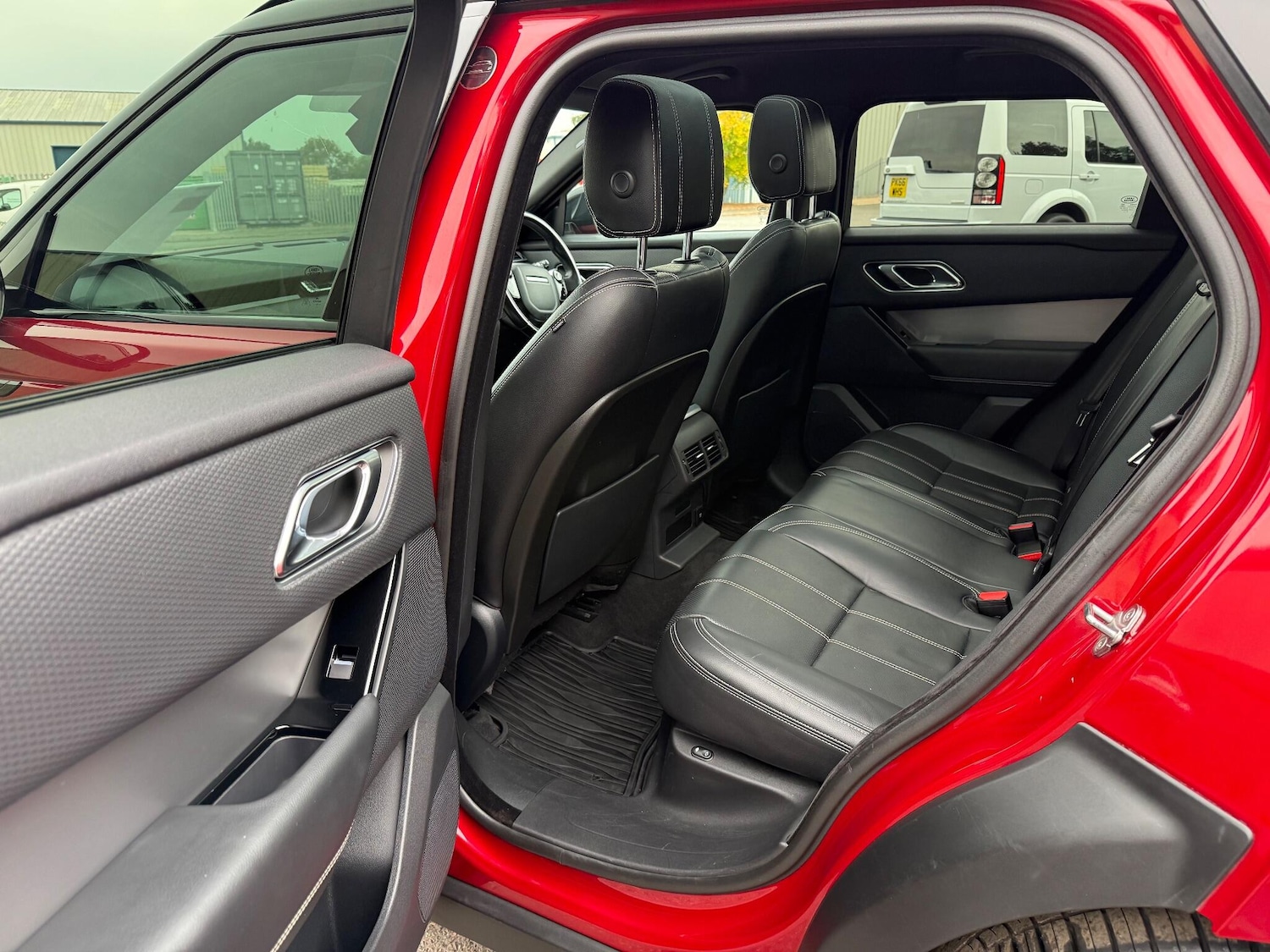 Used Land Rover Range Rover Velar 2018 for sale - 76996756: Photo 34