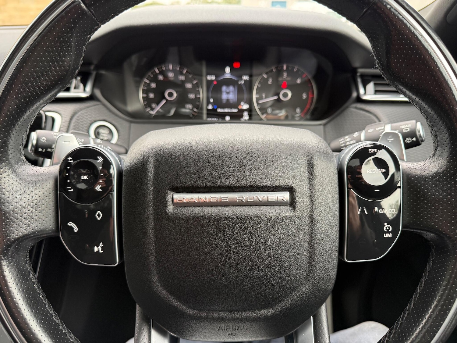 Used Land Rover Range Rover Velar 2018 for sale - 76996756: Photo 47