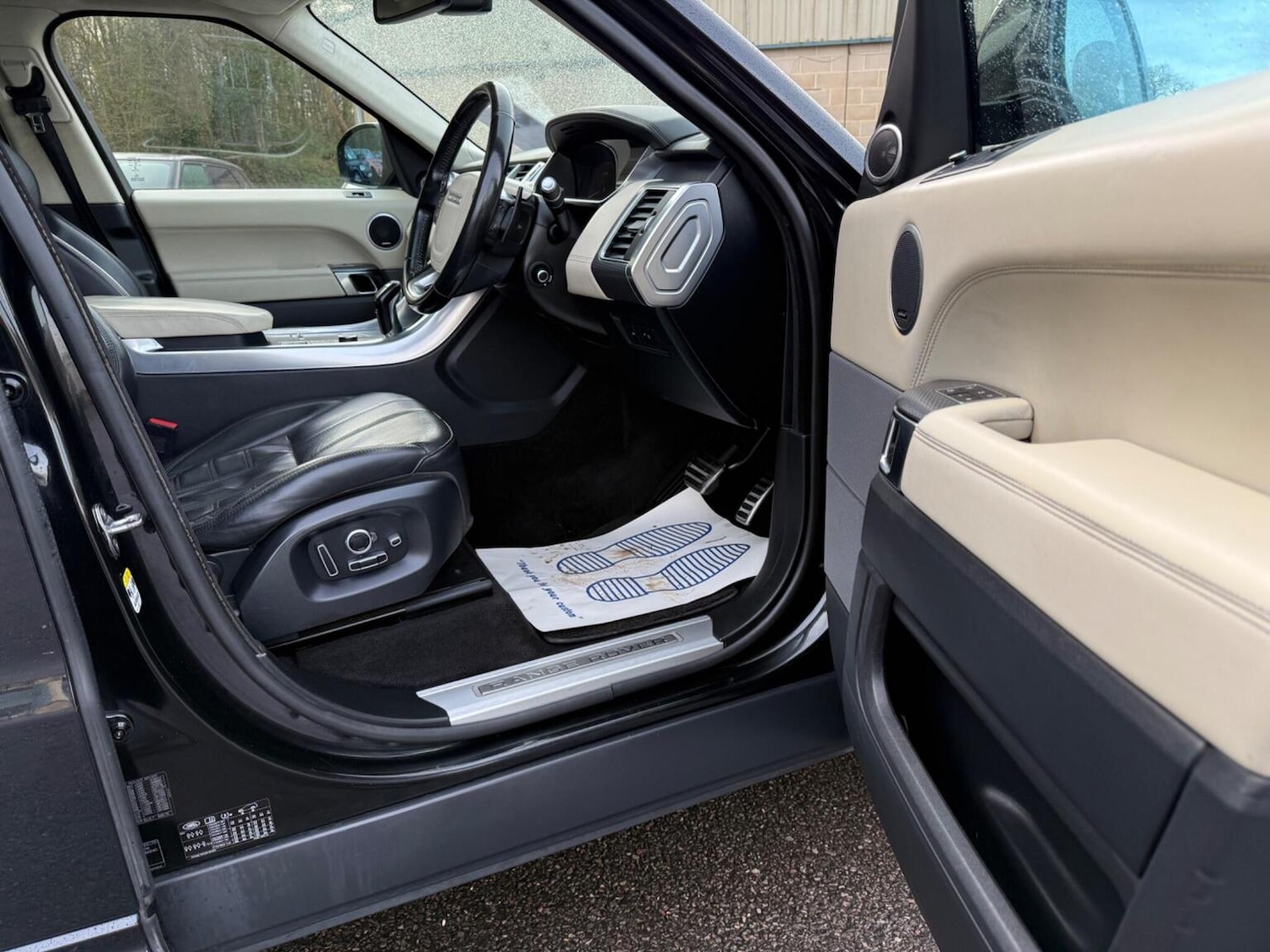 Used Land Rover Range Rover Sport 2015 for sale - 77147955: Photo 13