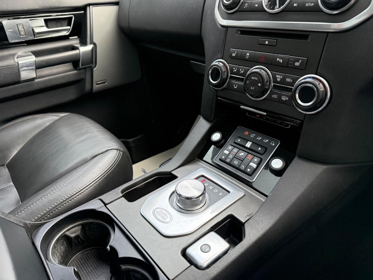 Used Land Rover Discovery 2015 for sale - 78025774: Photo 12