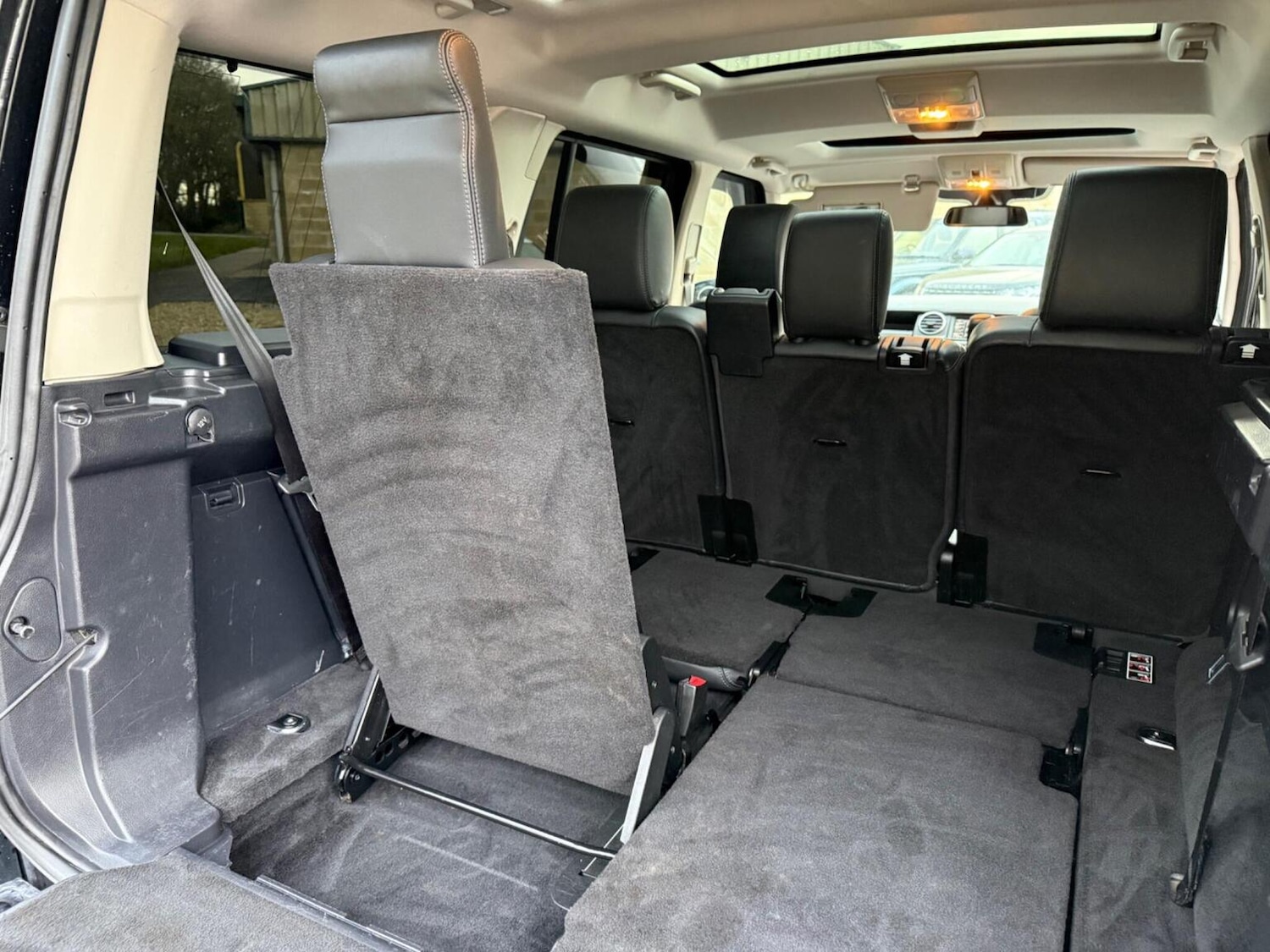 Used Land Rover Discovery 2015 for sale - 78025774: Photo 22