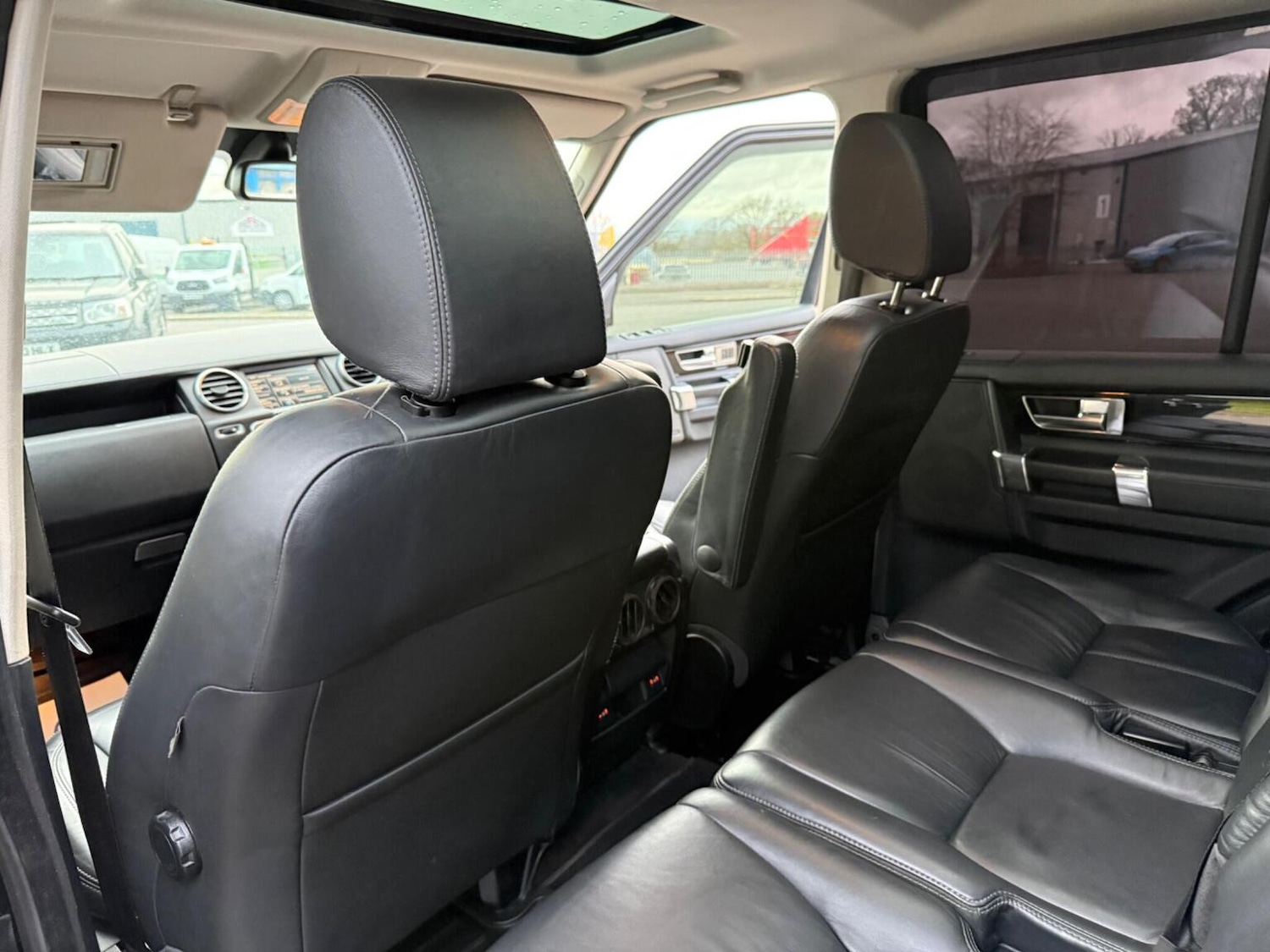 Used Land Rover Discovery 2015 for sale - 78025774: Photo 23