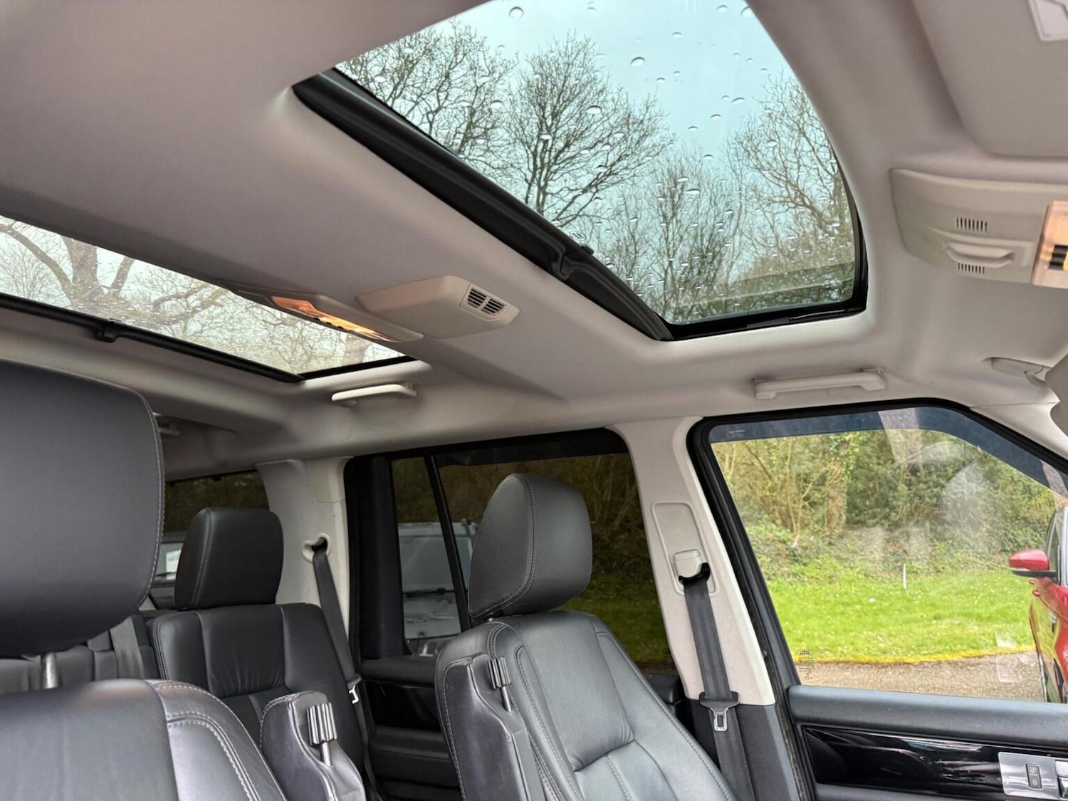 Used Land Rover Discovery 2015 for sale - 78025774: Photo 36