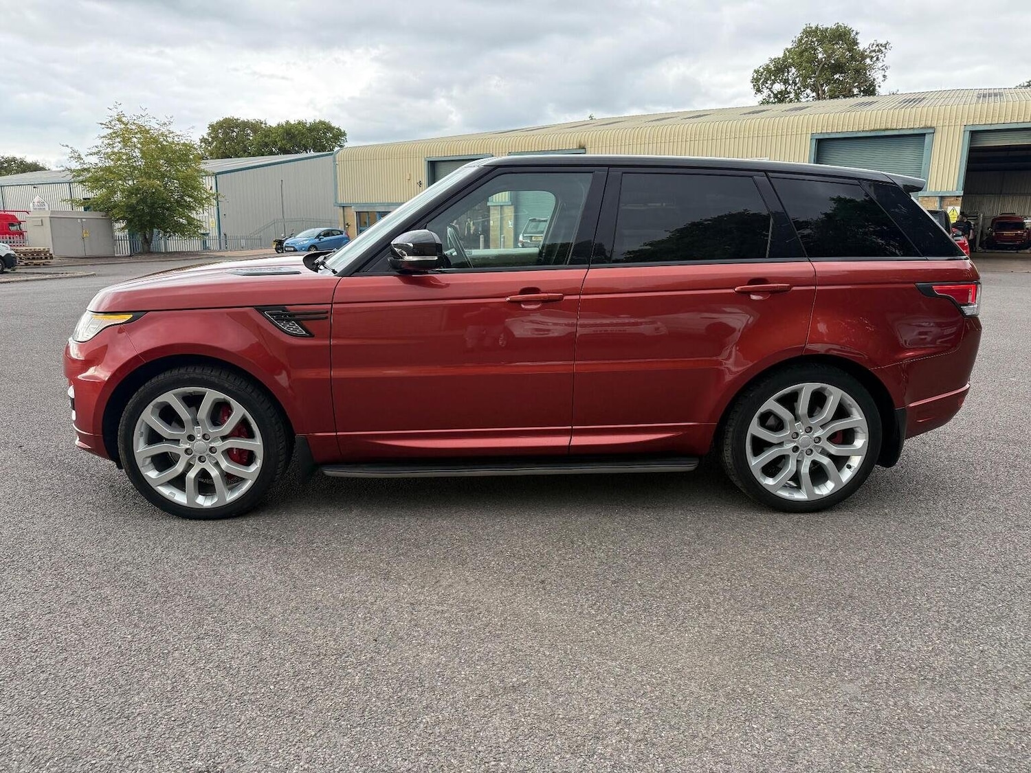 Used Land Rover Range Rover Sport 2013 for sale - 77147942: Photo 4