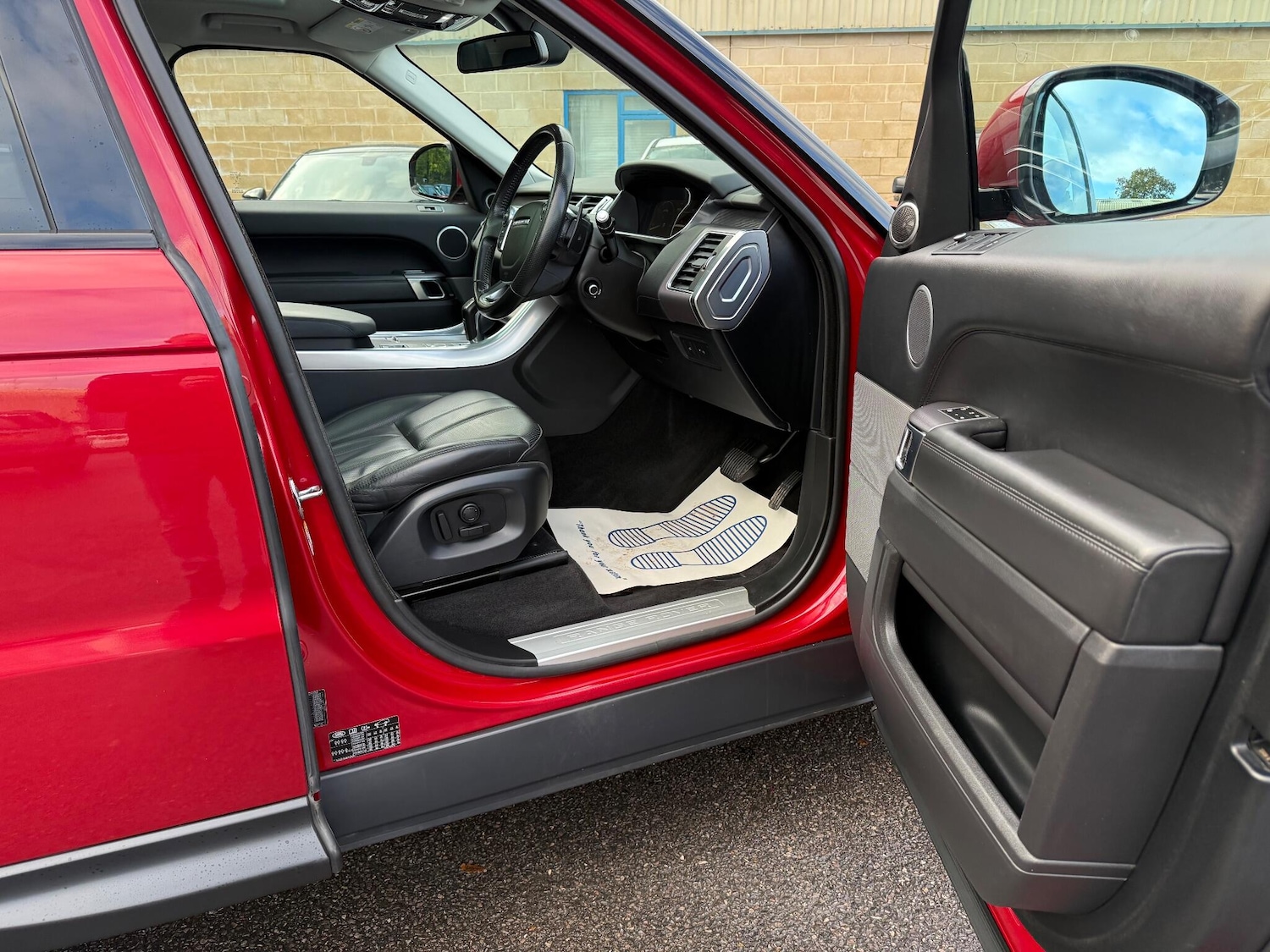 Used Land Rover Range Rover Sport 2016 for sale - 76620090: Photo 14