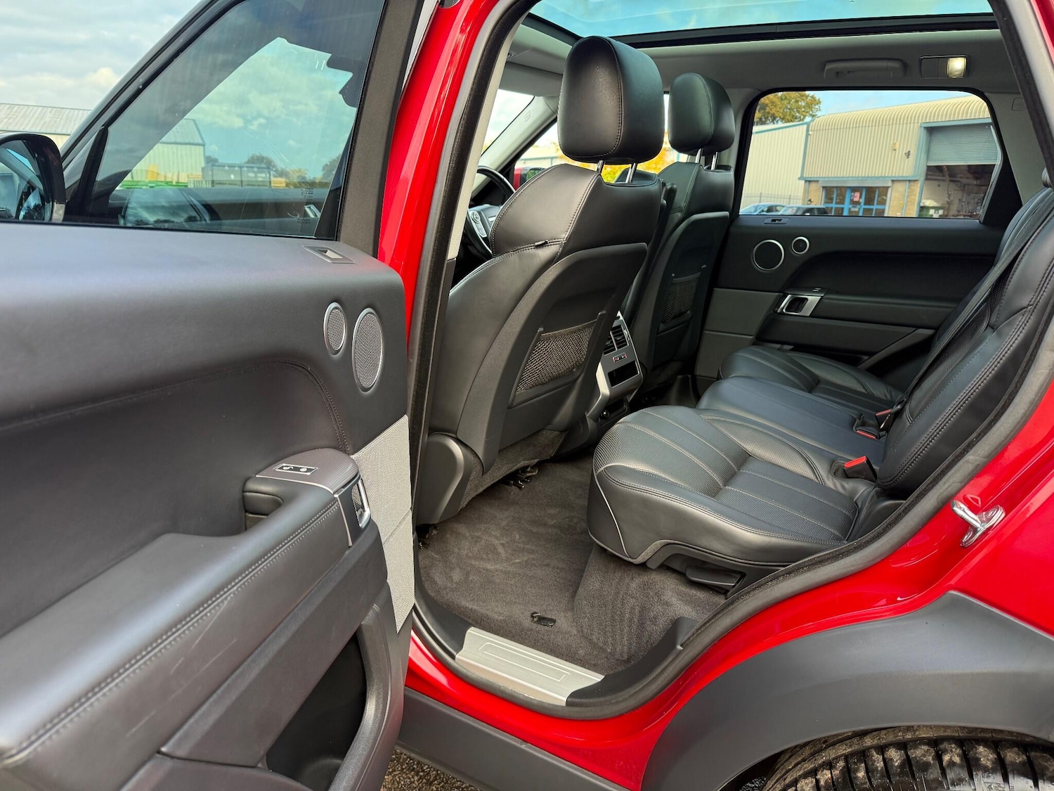 Used Land Rover Range Rover Sport 2016 for sale - 76620090: Photo 20