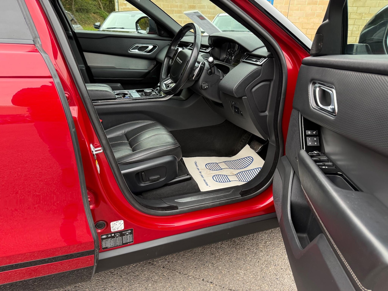 Used Land Rover Range Rover Velar 2018 for sale - 76151348: Photo 16