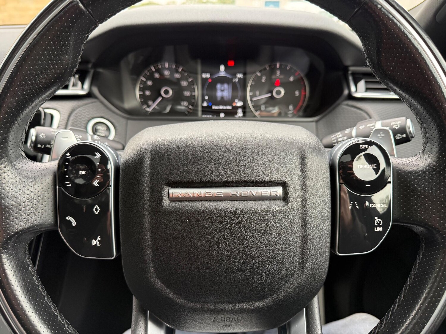 Used Land Rover Range Rover Velar 2018 for sale - 76151348: Photo 47