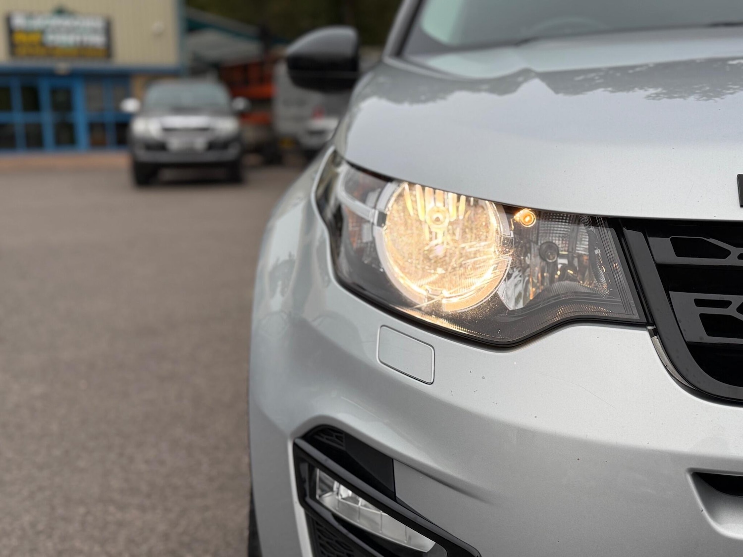 Used Land Rover Discovery Sport 2015 for sale - 76388917: Photo 12