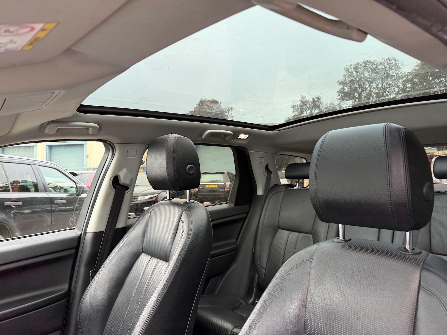 Used Land Rover Discovery Sport 2015 for sale - 76388917: Photo 35