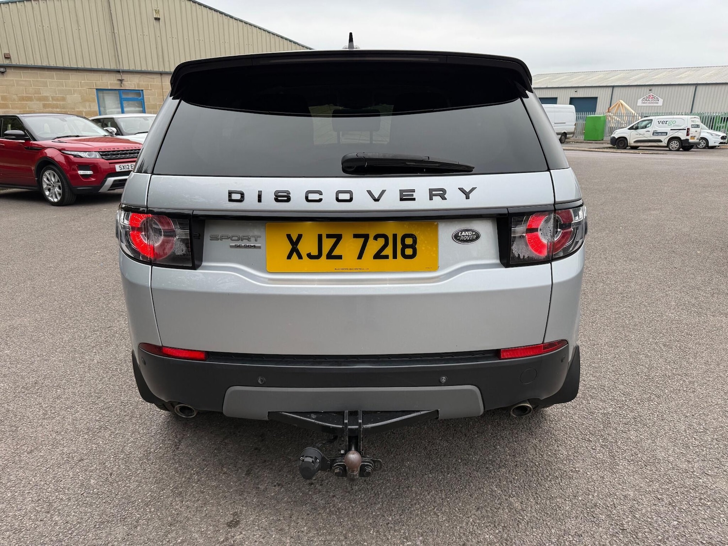 Used Land Rover Discovery Sport 2015 for sale - 76388917: Photo 6